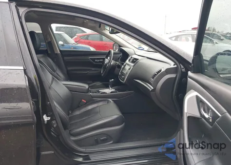 2017 Nissan Altima 2.5 Sl z USA, uszkodzony, nr VIN 1N4AL3AP0HC240383